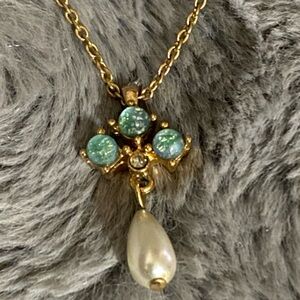 Avon gold toned blue gemstone and faux dangle pearl necklace